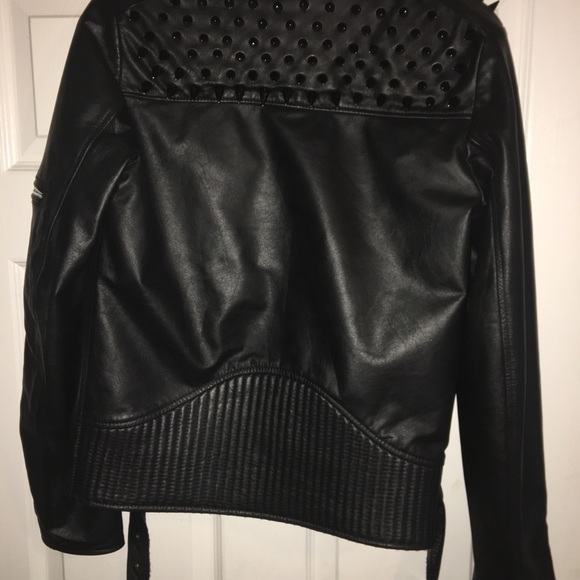 COPY - UNIF Vegan Leather motorcycle jacket with spikes - Picture 3 of 4